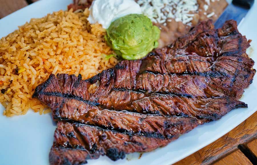 Top Phoenix Restaurants with Great Happy Hour Specials